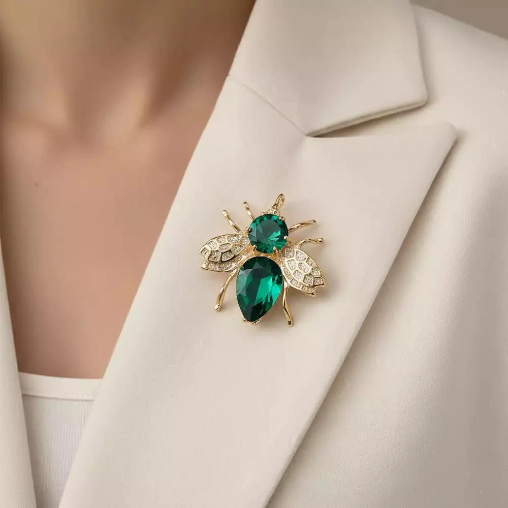 Genevive Sterling Silver with Colored Cubic Zirconia Bee Pin 2