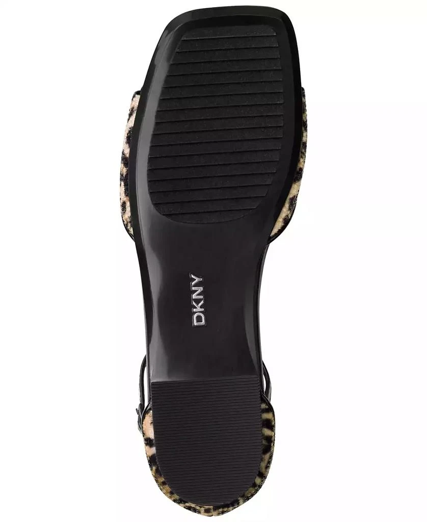 DKNY Women's Dazey Ankle Strap Flat Sandals 5