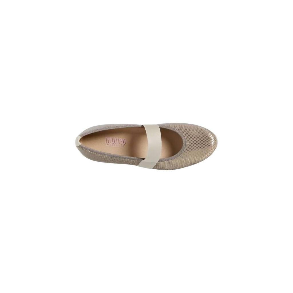 Munro Women's Fran Flats In Grey Gold Fabric
