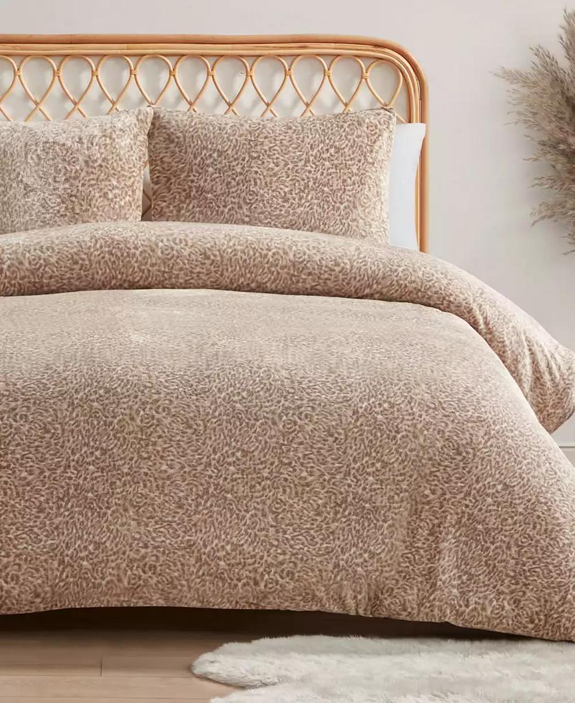 Jessica Simpson Plush Leopard 2-Pc. Duvet Cover Set