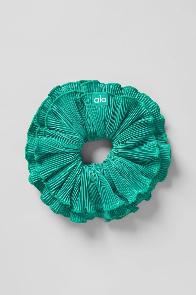 Alo Micro Plisse Oversize Scrunchie - Spruce Green - Fashion Accessories -  Free Shipping - BeyondStyle