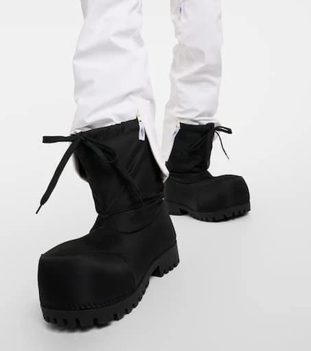 Balenciaga Alaska Low snow boots 7