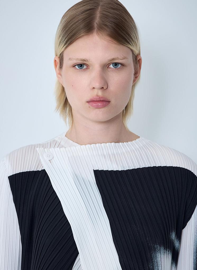 Issey Miyake Shadow Study Top - BeyondStyle