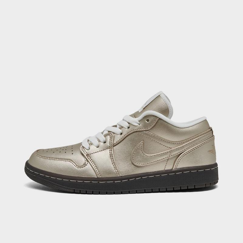 Jordan Women's Air Jordan Retro 1 Low SE Casual Shoes