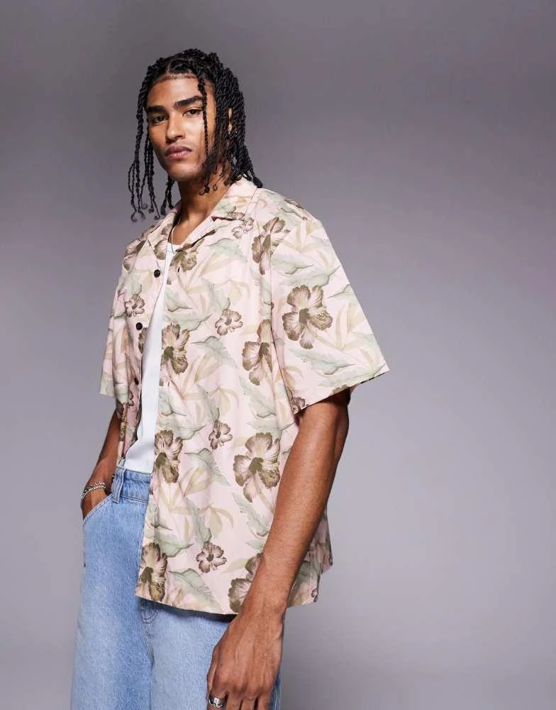 Hugo Blue Hugo Blue relaxed fit printed short sleeve shirt in pink 1