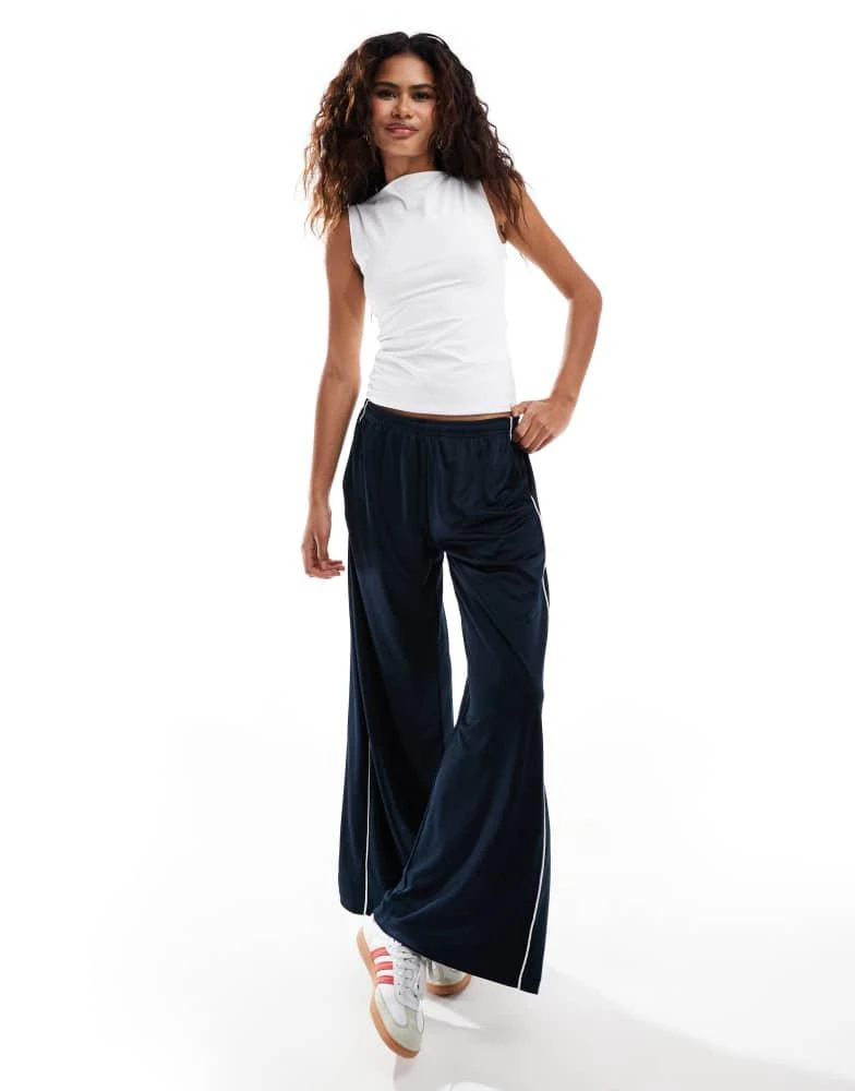 Weekday Weekday Annie boat neck tank top in white 2