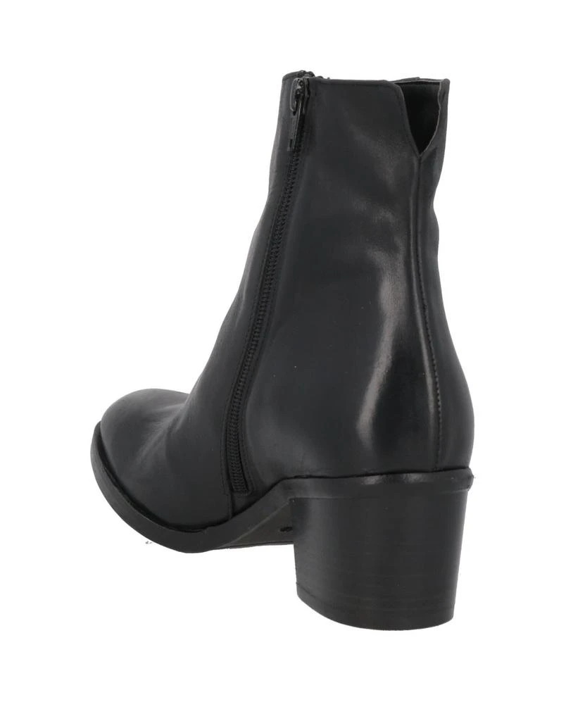 1725.A Ankle boot 3