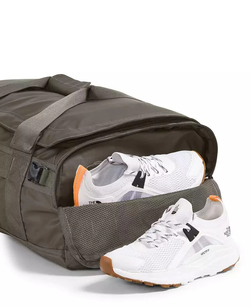 The North Face Men
s Base Camp Voyager Duffel - 62L 3