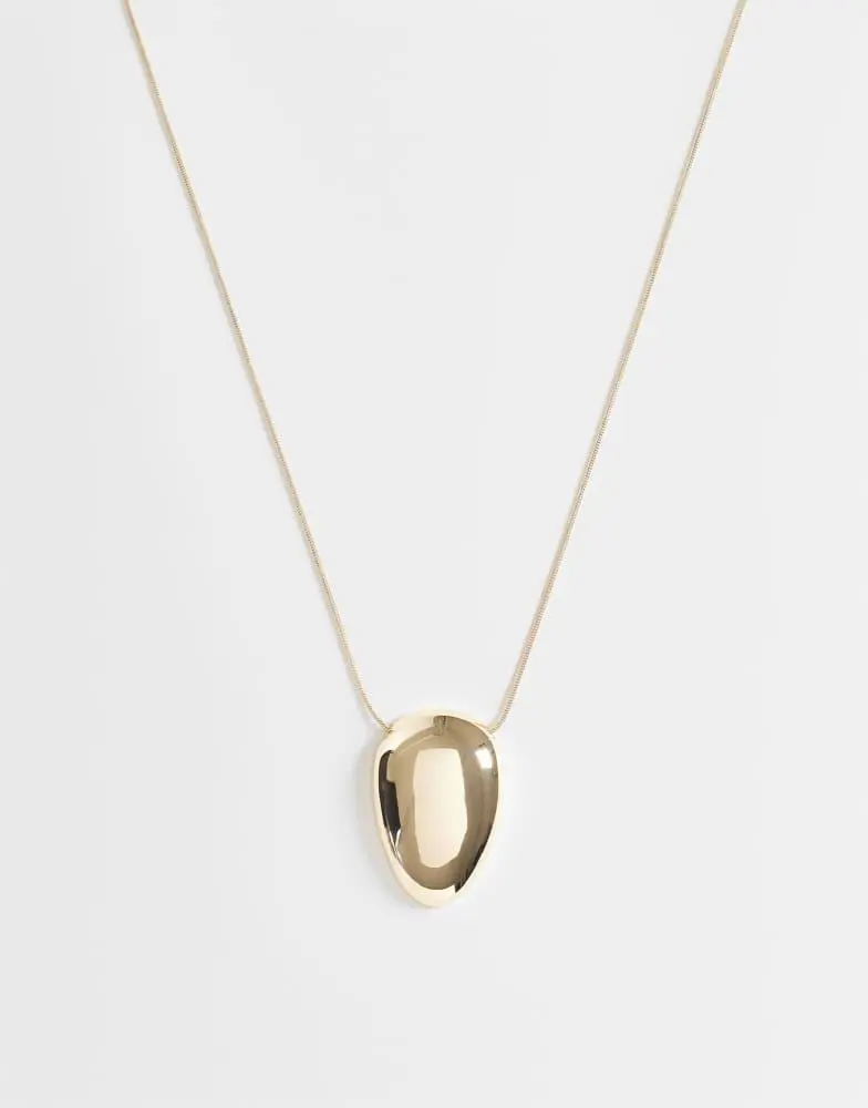 ASOS ASOS DESIGN Necklace with small clean oval pendant in gold tone