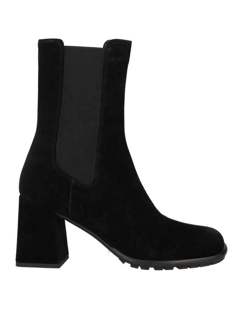 181 Ankle boot 1