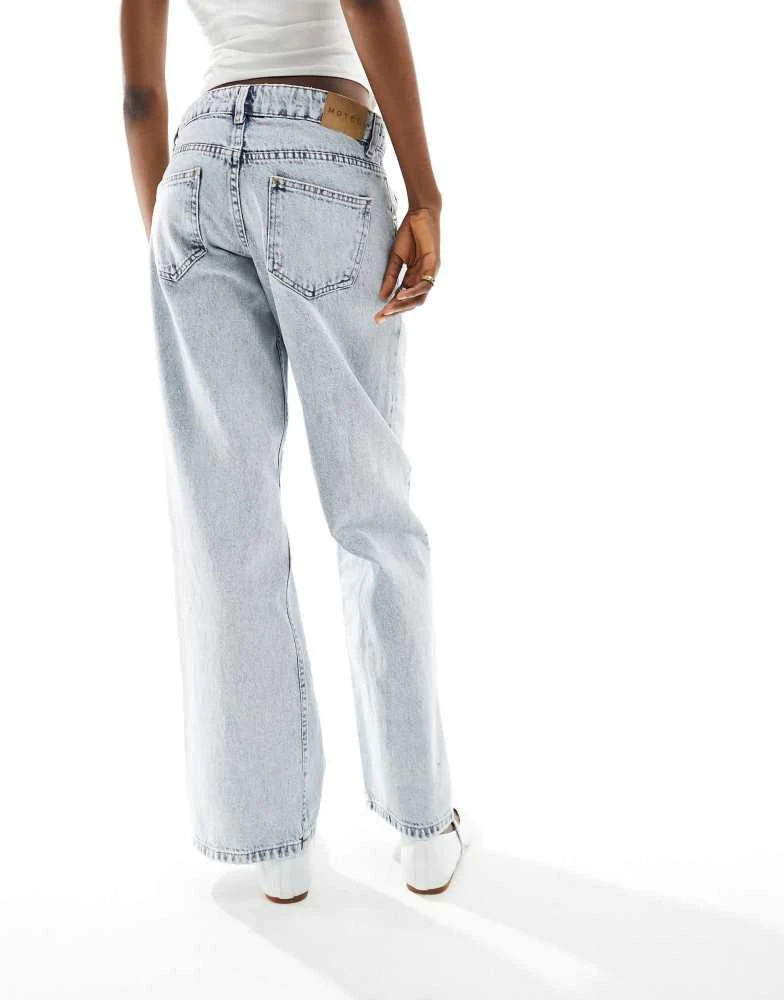 Motel Motel parallel leg low rise jeans in 80s light blue wash 2
