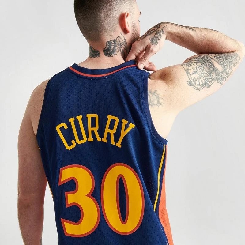 Mitchell & Ness Men's Mitchell & Ness Golden State Warriors NBA Stephen Curry 2009-10 Away Swingman Basketball Jersey 5