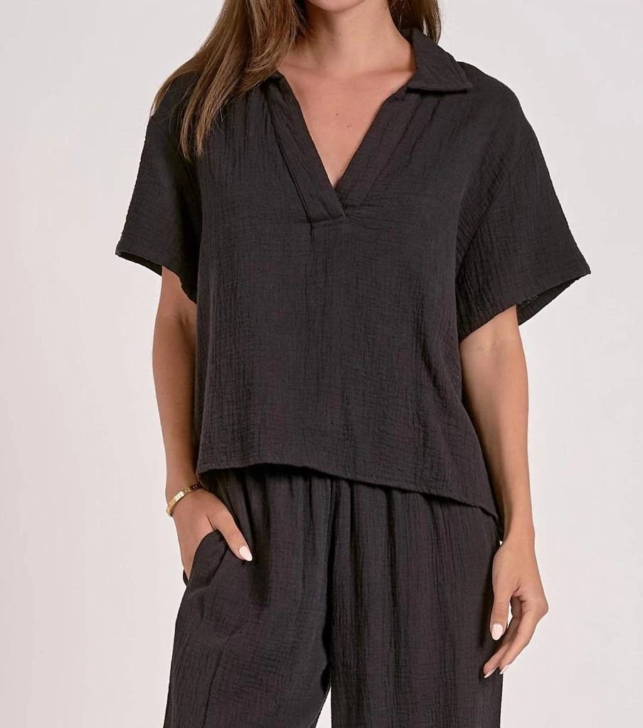 Elan Elan - Short Sleeve V-neck Gauze Top 1