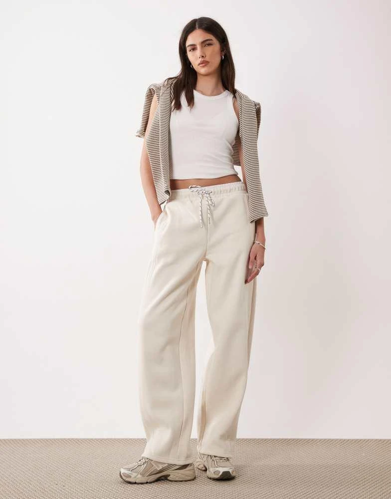 Cotton On Cotton On barrel plush barrel jogger sweatpants in sesame marl