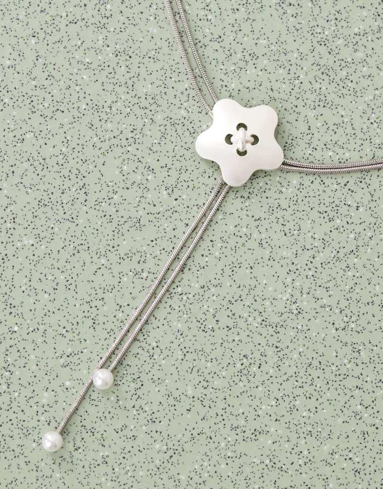 Reclaimed Vintage Reclaimed Vintage button wrap around necklace in silver 3