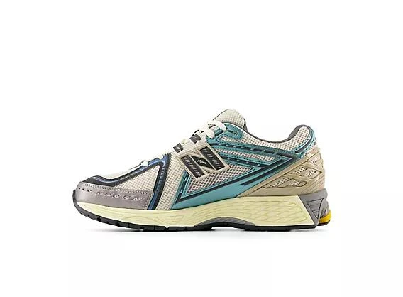 New Balance 1906R 3