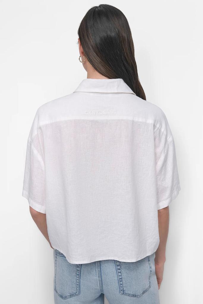 DKNY OVERSIZED CROPPED SHORT SLEEVE BUTTON FRONT ONE PO