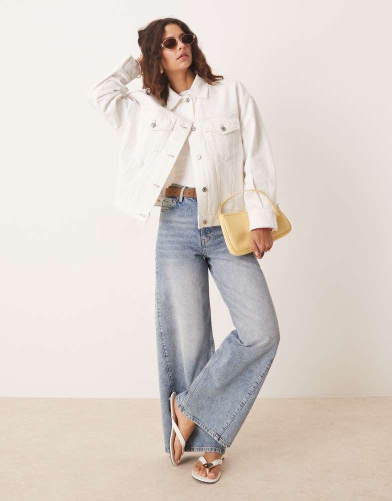 Abercrombie & Fitch Abercrombie & Fitch denim trucker jacket in white