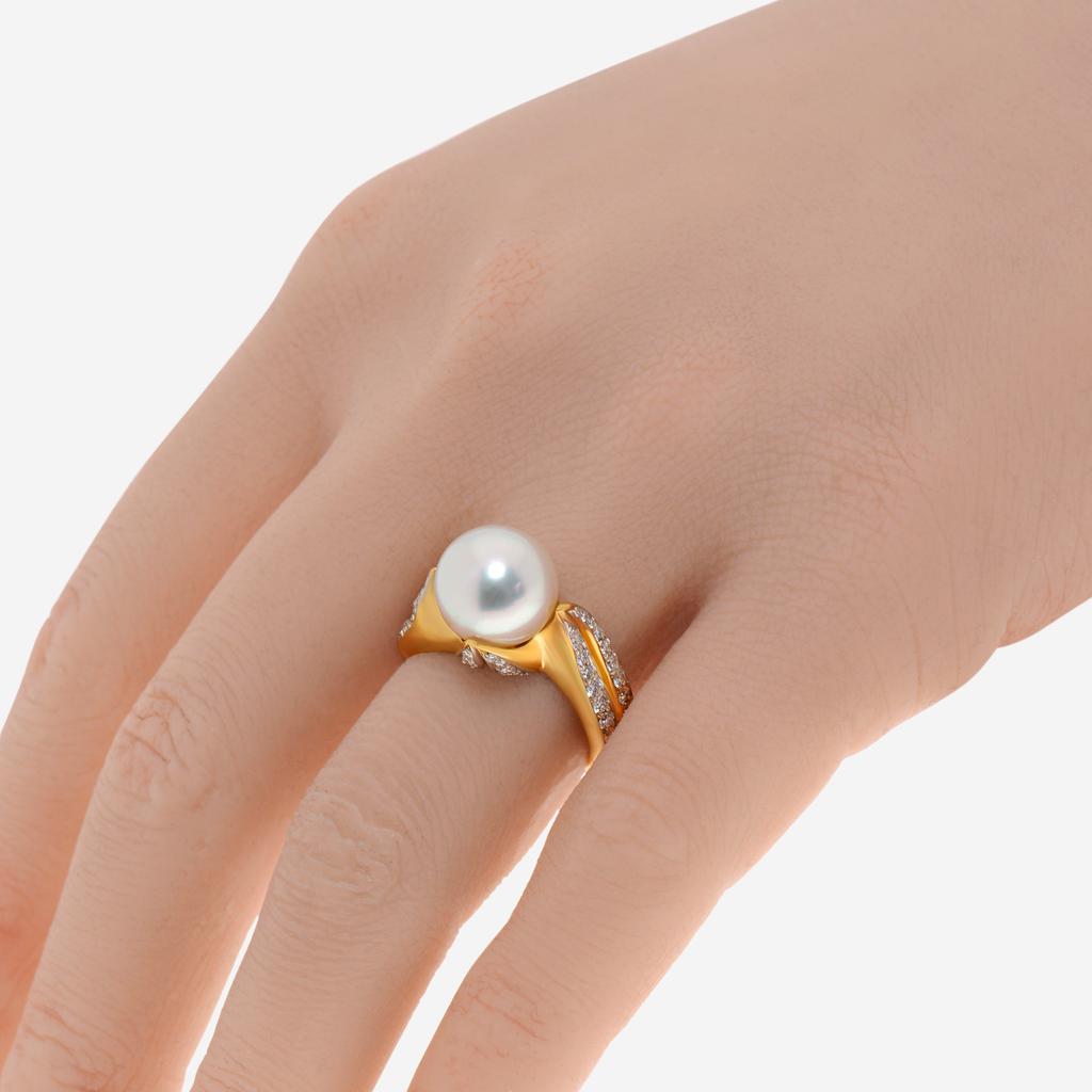 Assael Assael Angela Cummings 18K Yellow Gold, South Sea Cultured Pearl and Diamond 0.89ct. tw. Band Ring Sz. 6.5 ACR0063