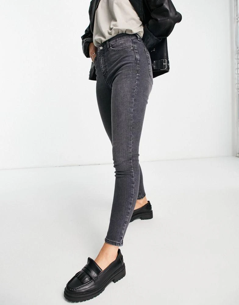 Topshop Topshop Jamie high rise jean in washed black 3