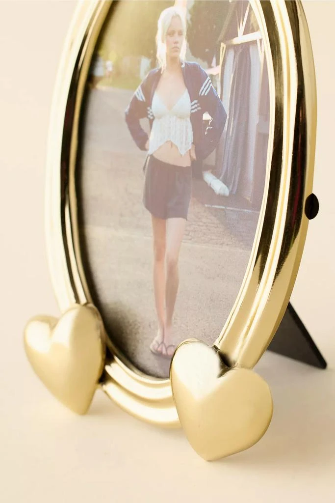 Urban Outfitters Golden Hearts 7" X 5" Oval Picture Frame 2