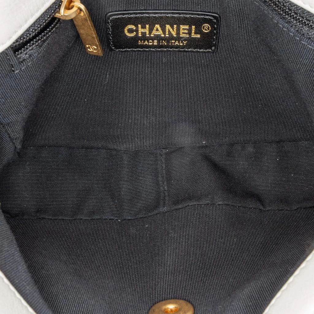 Chanel Chanel White Leather Mini Pearl Side Flap Bag 10