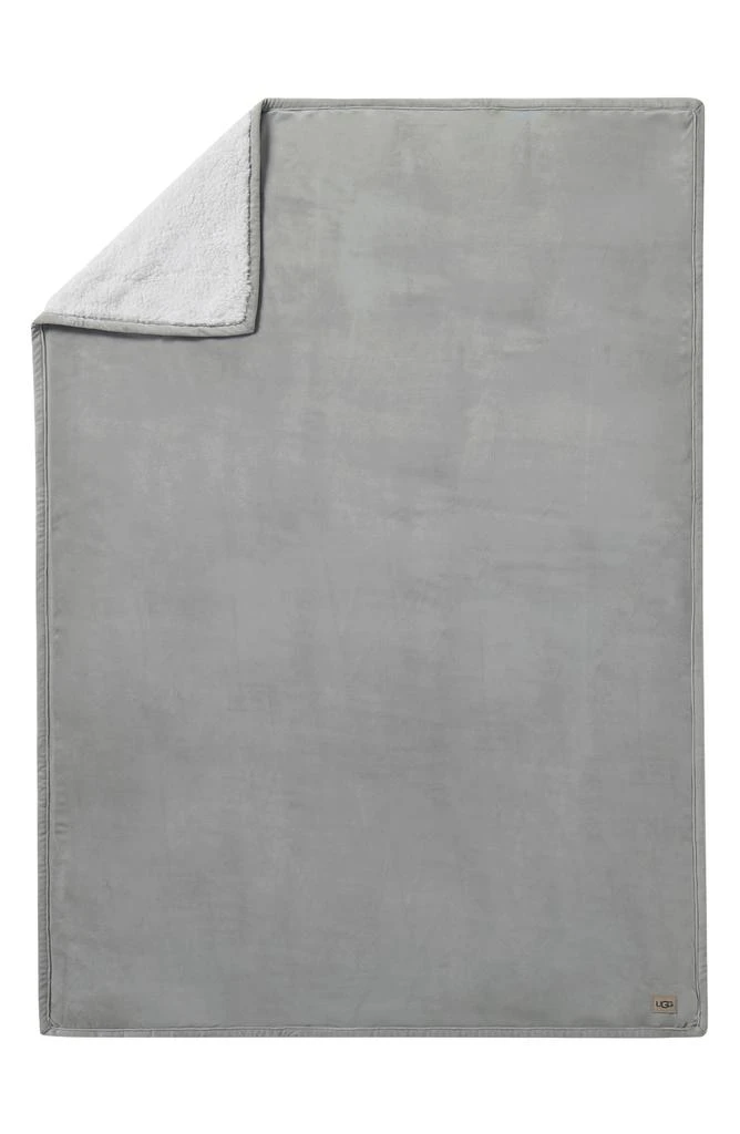 UGG Bliss Fuzzy Throw 3