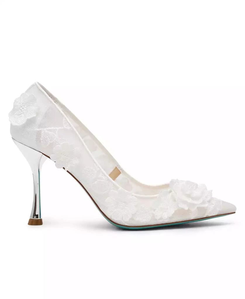 Betsey Johnson Women's Aimey Floral Applique Mesh Pumps 2