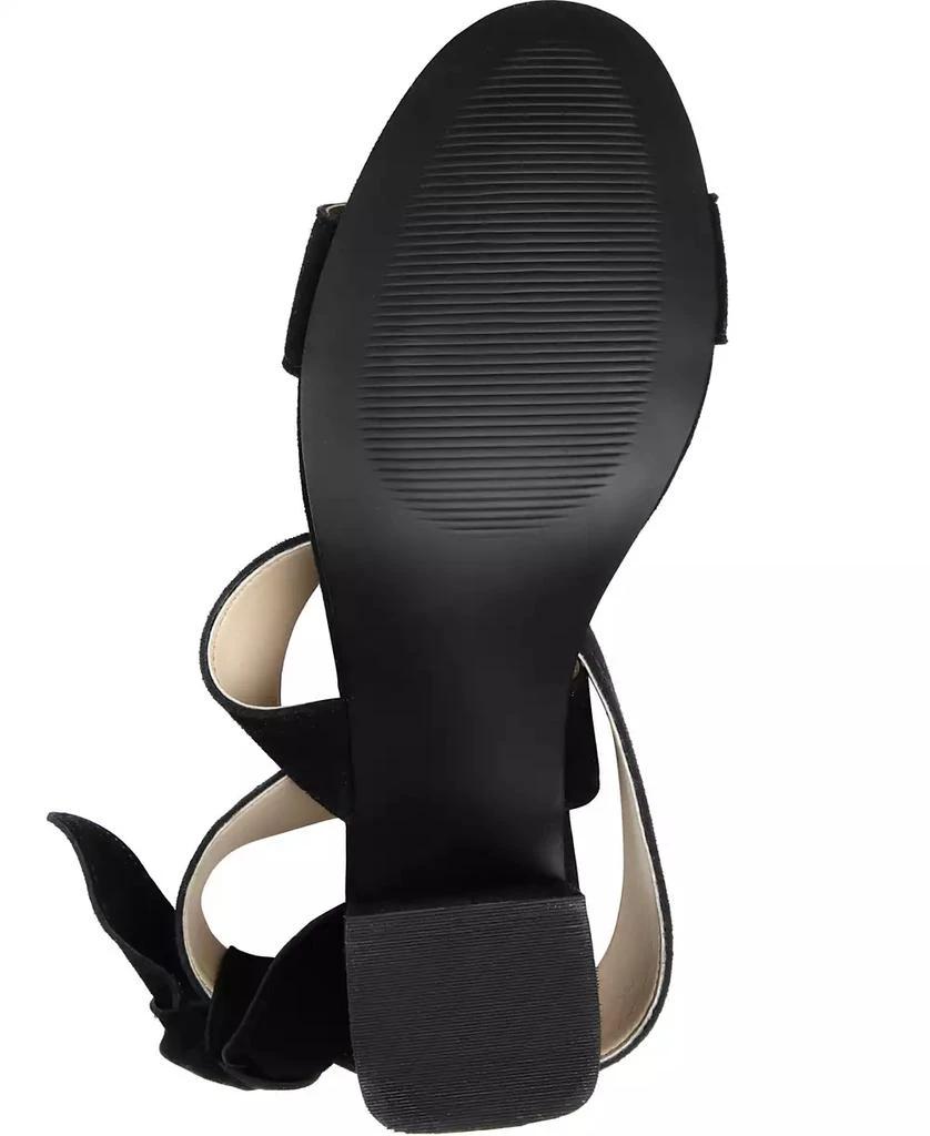 Journee Signature Women's Hether Block Heel Sandals 5