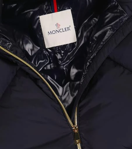 Moncler Gulsen hooded down jacket 3