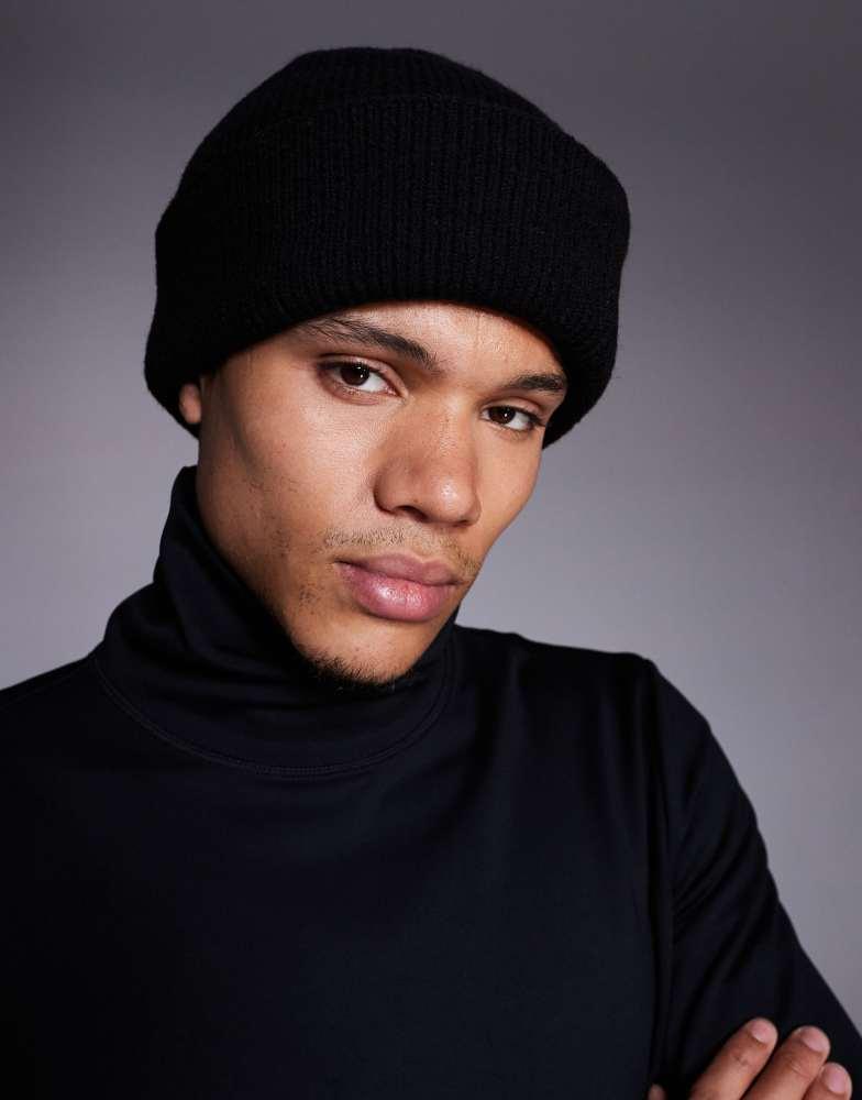 Black Alpaca Beanie – On Sale Now with Up to 10% Off | Discover