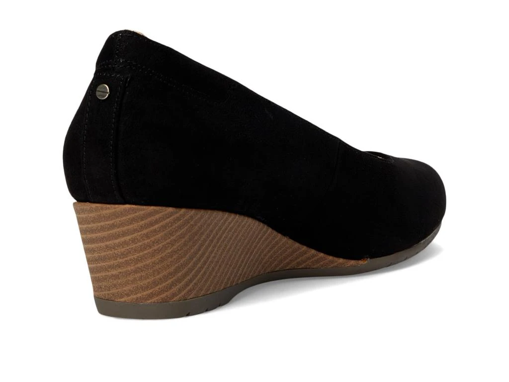 Dr. Scholl
s Be Flex Pumps 5