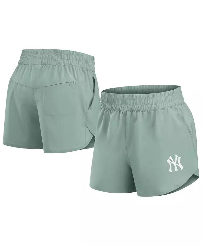 nike yankee shorts