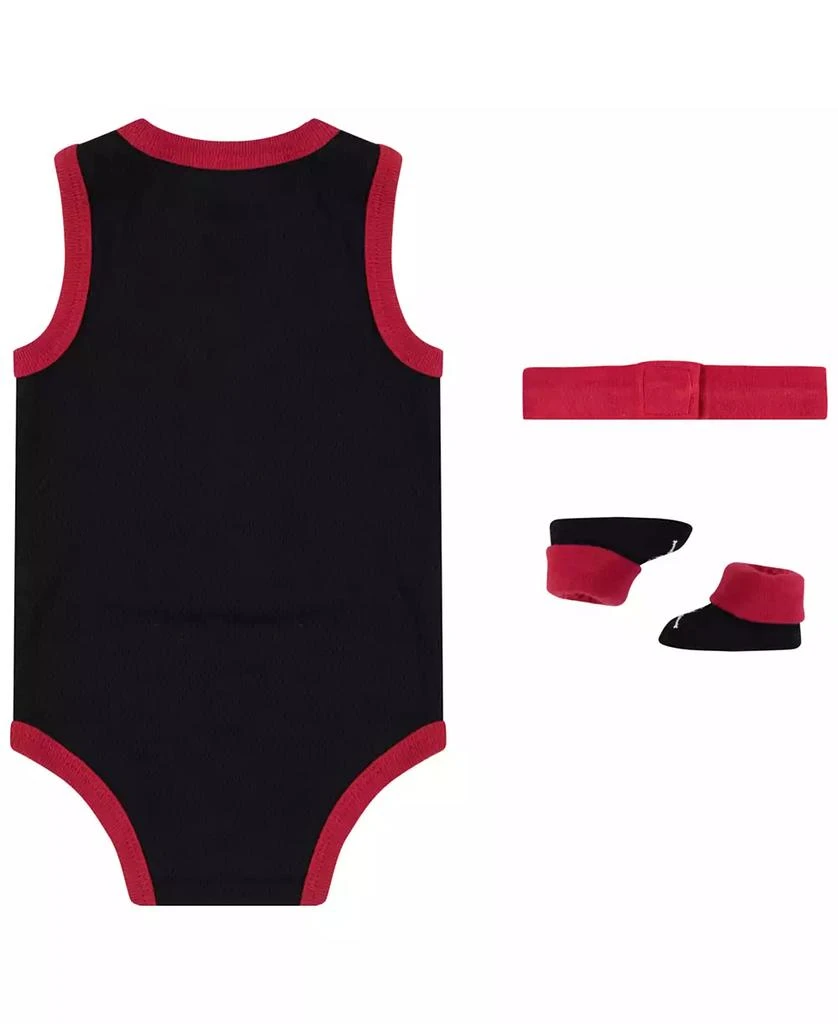 Jordan Baby Boys and Baby Girls Mesh Jersey Gift Box, 3 Piece Set 2