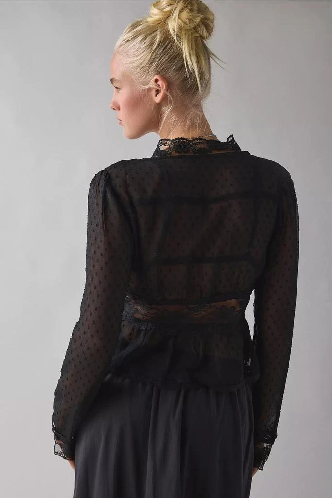 Kimchi Blue Kimchi Blue Dolly Sheer Swiss Dot Lace Trim Babydoll Blouse 3