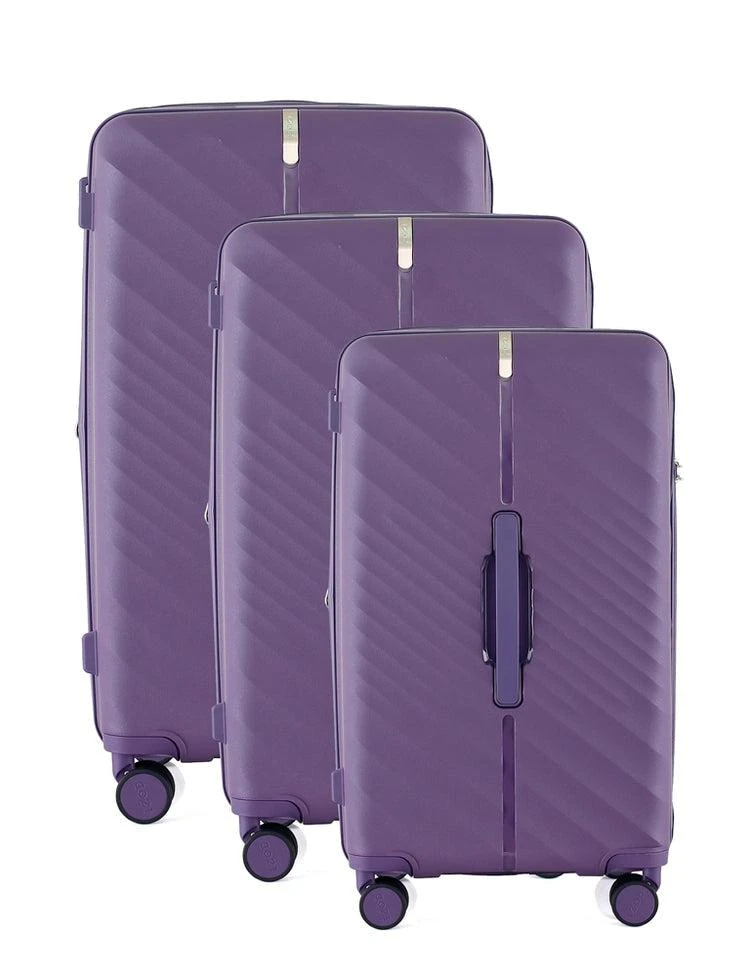 IZOD IZOD Gail Polycarbonate Hard shell Expandable Lightweight 3 Piece Luggage Set 3