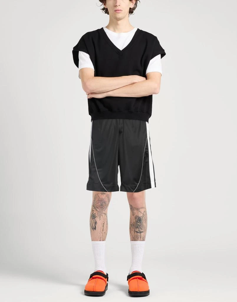 Ih Nom Uh Nit Shorts & Bermuda 2
