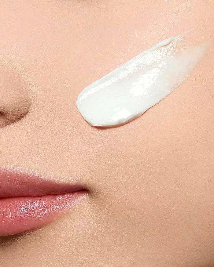 Clarins Extra-Firming & Smoothing Night Moisturizer for All Skin Types 4