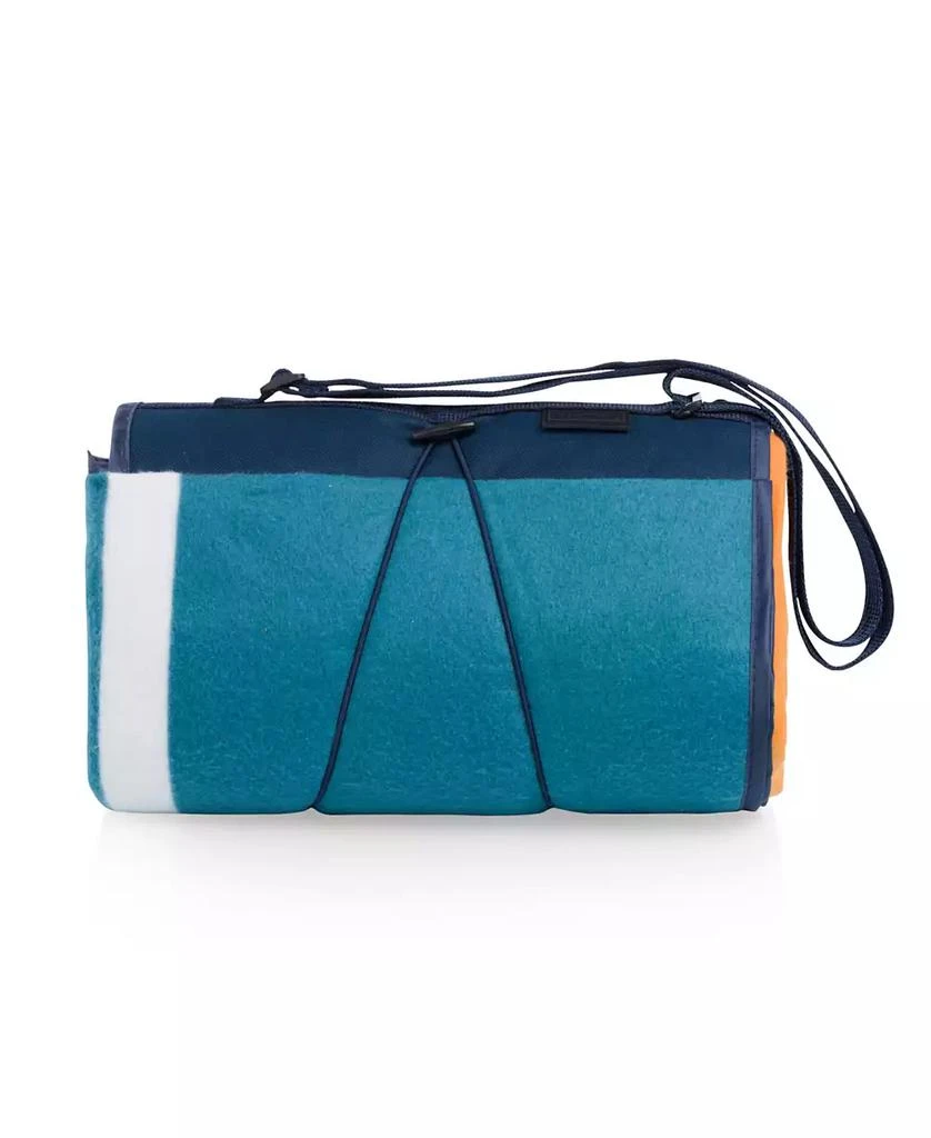 ONIVA Outdoor Picnic Blanket Tote 7