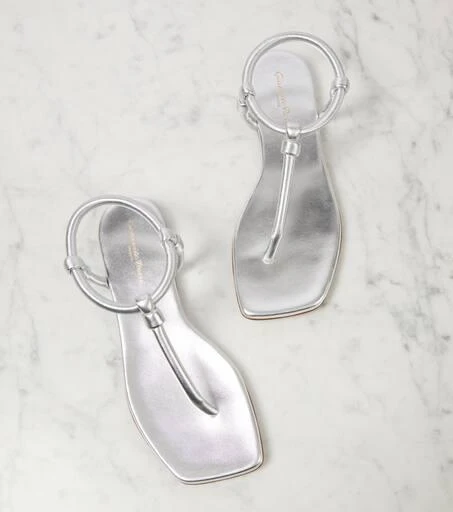 Gianvito Rossi Juno metallic leather thong sandals 5