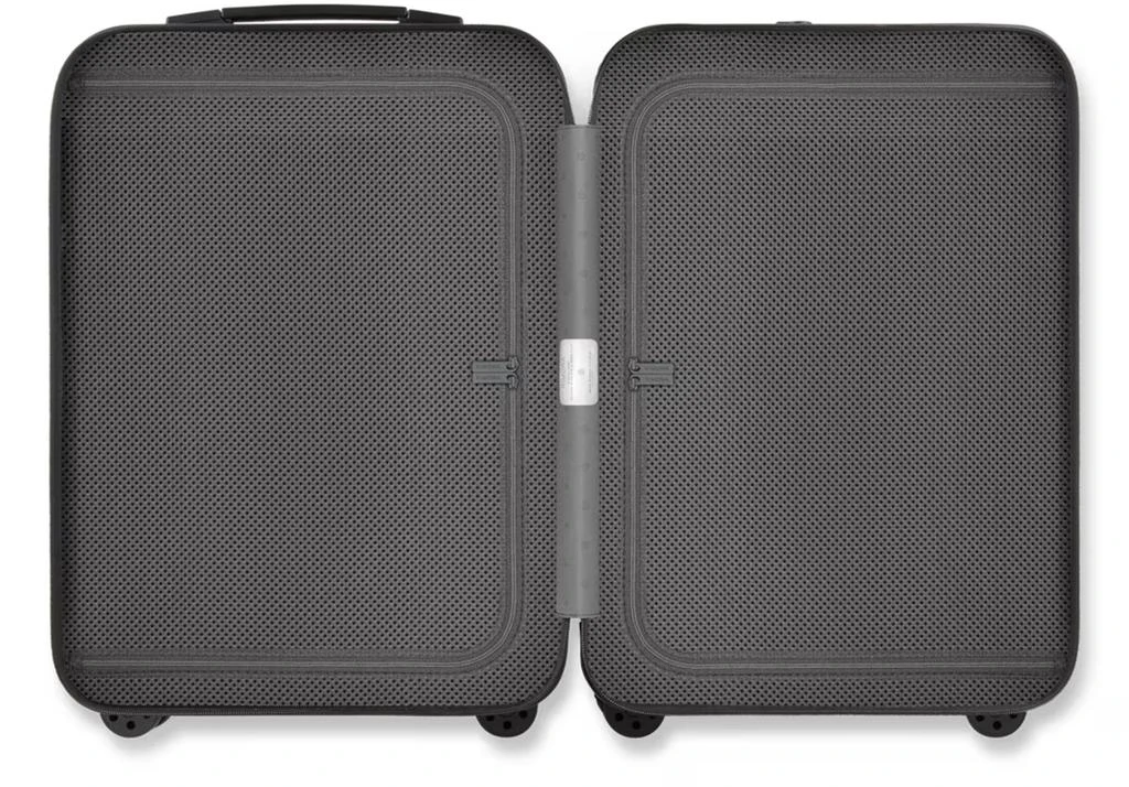 RIMOWA Essential Lite cabin luggage 5