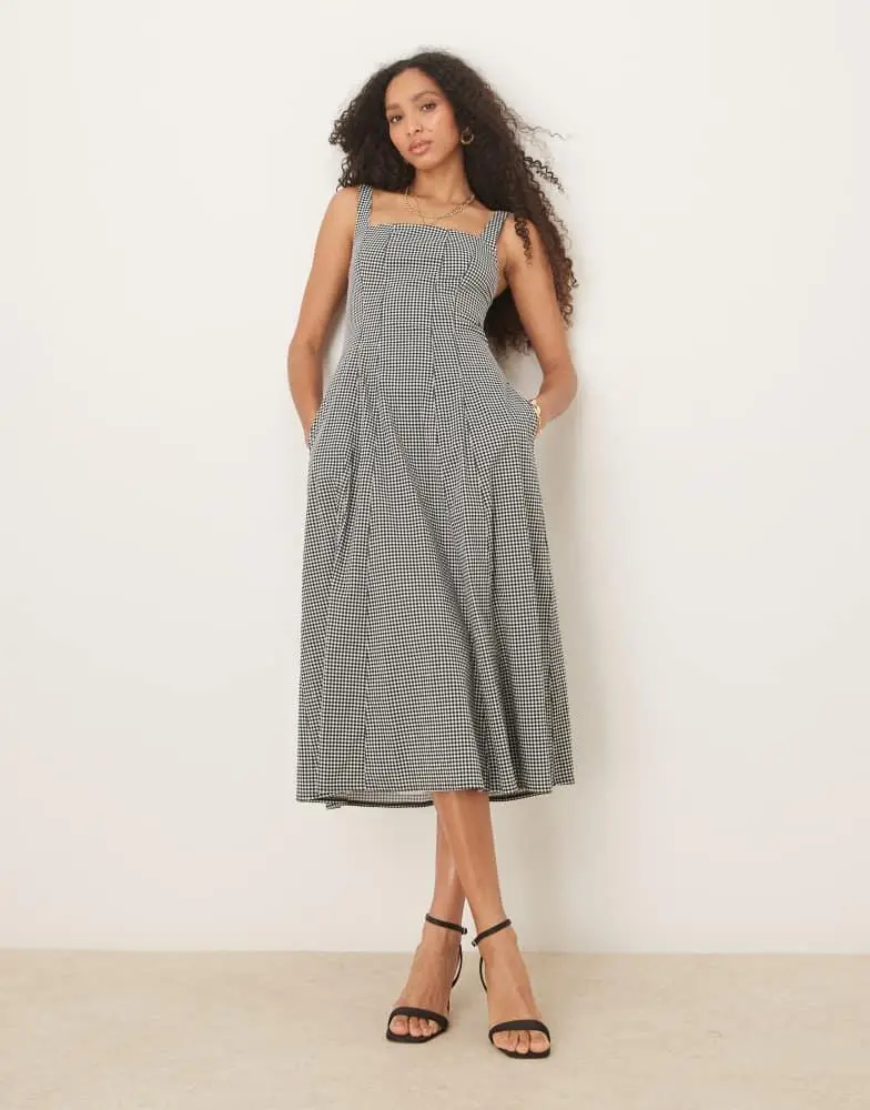 Abercrombie & Fitch flowy midi dress in Black gingham Abercrombie & Fitch flowy midi dress in Black gingham
