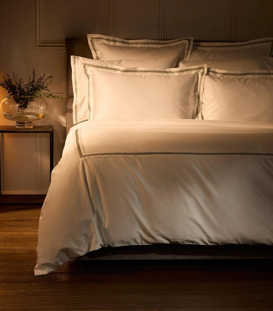 Harrods of London Egyptian Cotton Eltham King Bedding Set (230cm x 220cm) 7