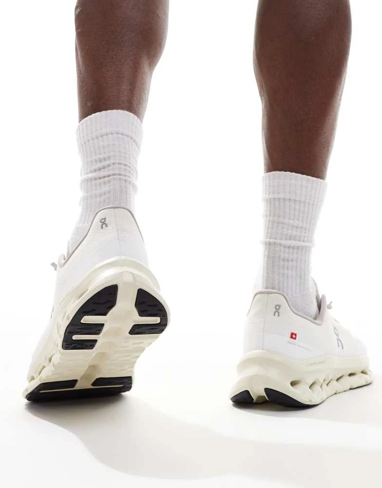 On ON Cloudtilt all day trainers in beige and cream 5