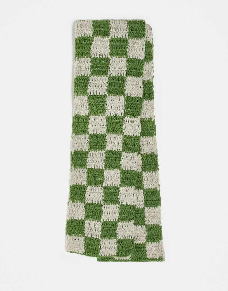 COLLUSION COLLUSION Unisex crochet checkerboard scarf in green and grey 1