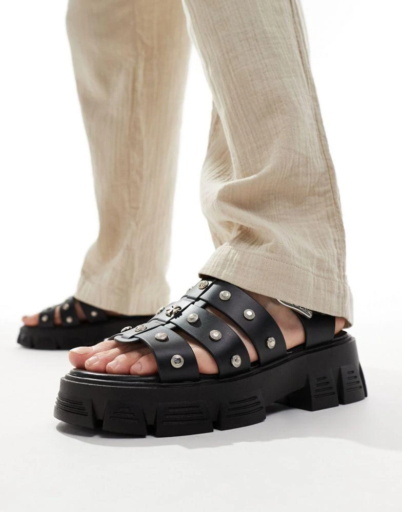 ASOS ASOS DESIGN chunky gladiator with western hardware 2