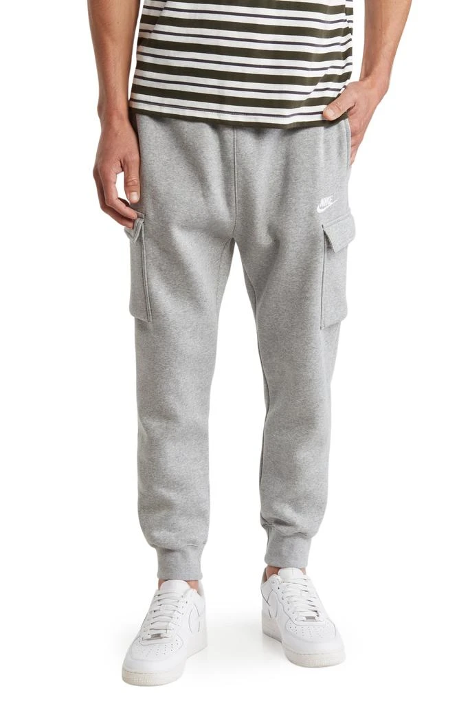 NIKE Club Fleece Cargo Pocket Joggers 1