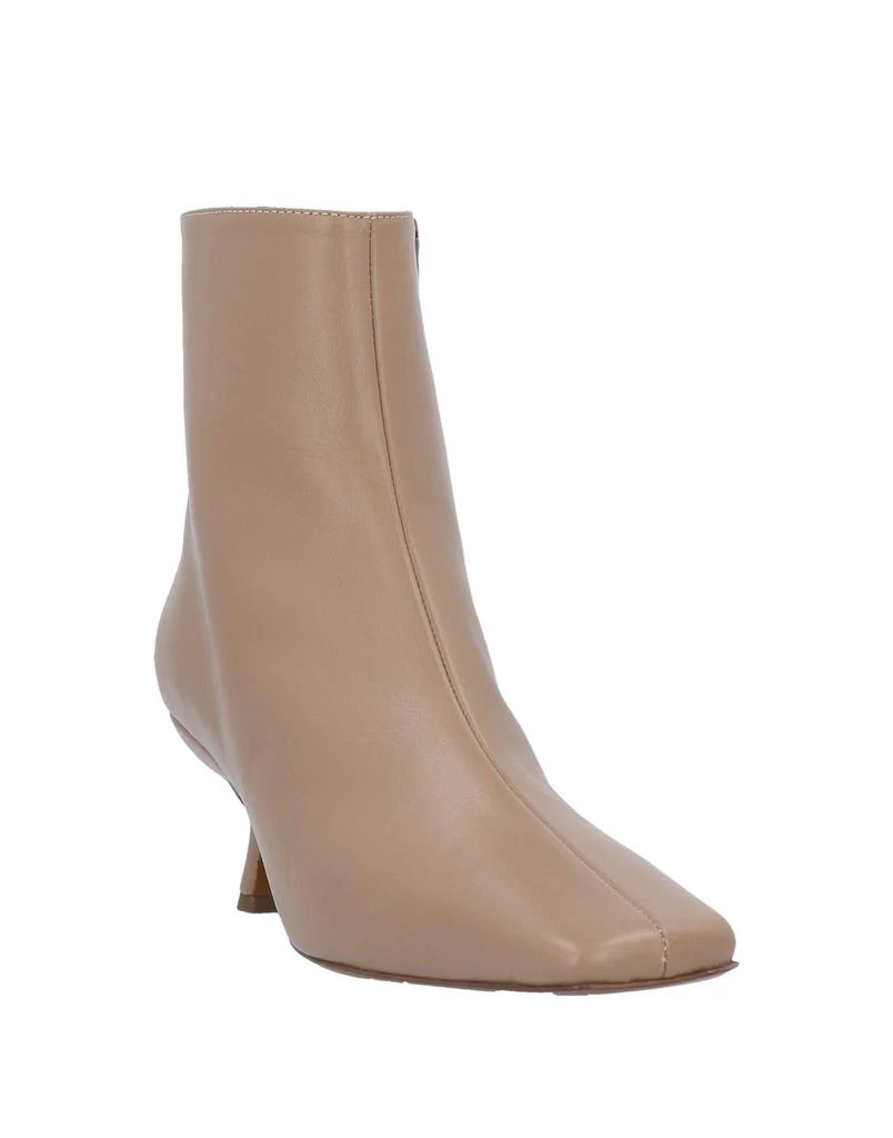 by FAR Ankle boot 2