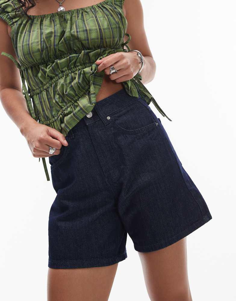 Topshop Topshop denim Editor short with raw hem in indigo rinse