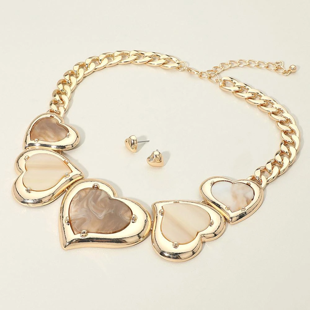 FASHNZFAB Bold Resin Heart Plate Link Chunky Chain Statement Necklace
